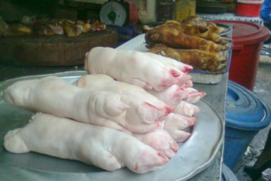 Móng giò trắng muốt nhờ hóa chất tẩy trắng